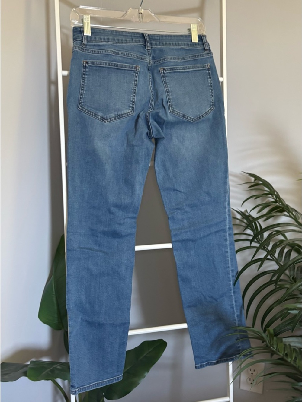 Boden Women's Light-Mid Blue Straight Leg Jeans - Picture 9 of 16